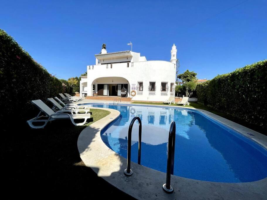 אלבופיירה Villa Oceankokia מראה חיצוני תמונה